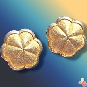 Signed Crown Trifari Clip On Earrings Gold Floral 877